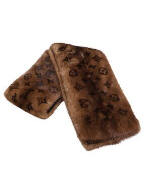 Louis Vuitton Mink 100 Monogram Scarf